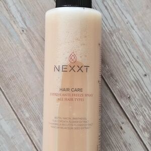 NEXXT Express Anti~Freeze Spray for Hair Straightening Instant Effect & Lasting!